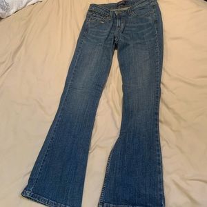 Levi’s superlow denim